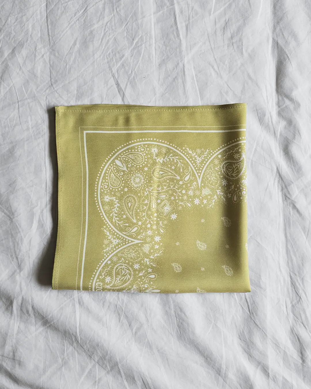 Wiskozowa apaszka bandana Jaśmina Small 49×49 cm kwiatowy wzór - Czaje handmade Polska