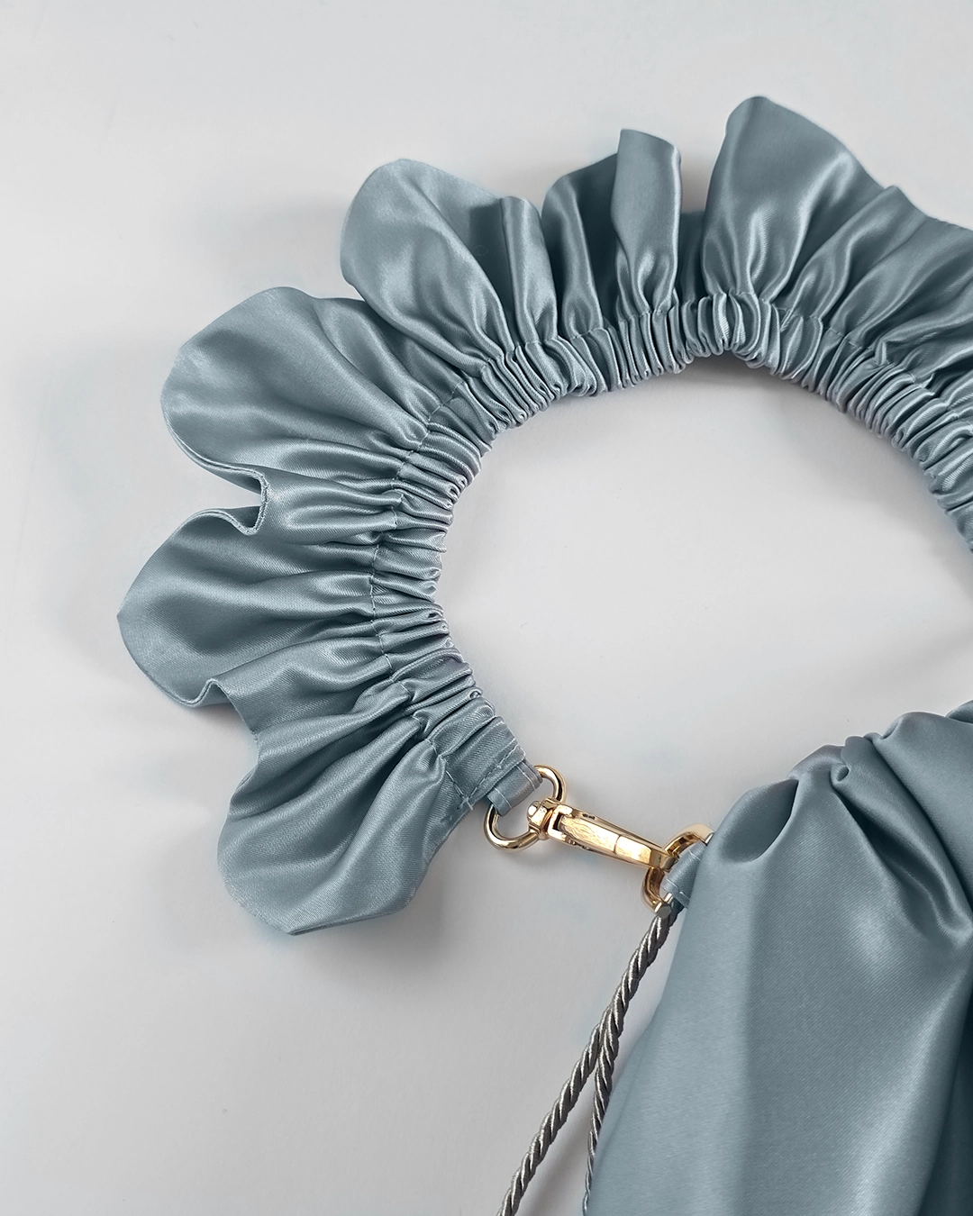 Mała torebka na ramię Flowerhead Silver Mound Gold tkanina tekstylna złote okucia handmade - Czaje Polska