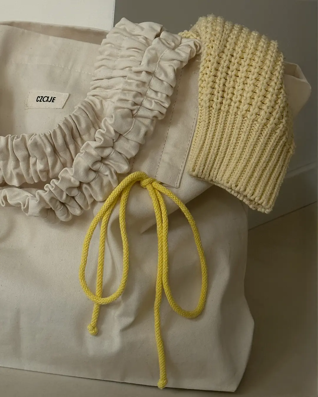 Bawełniana shopperka Shopperka Classic Żółty classic żółta handmade regulowany pasek - Czaje Polska